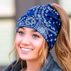 Blue Paisley Convertible Ponytail Beanie